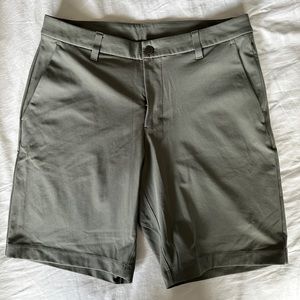 Lululemon Gray Commission Classic Fit 9" Shorts